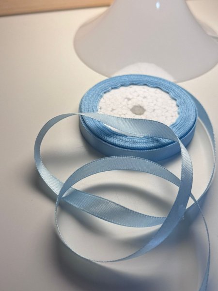 شبر أزرق سماوي